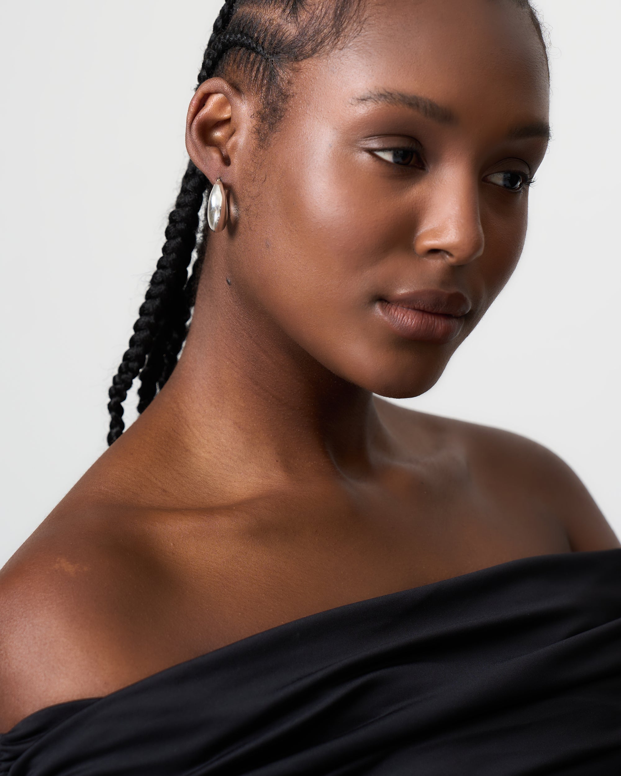 SILVER MEDIUM CHUNKY HOOP EARRINGS