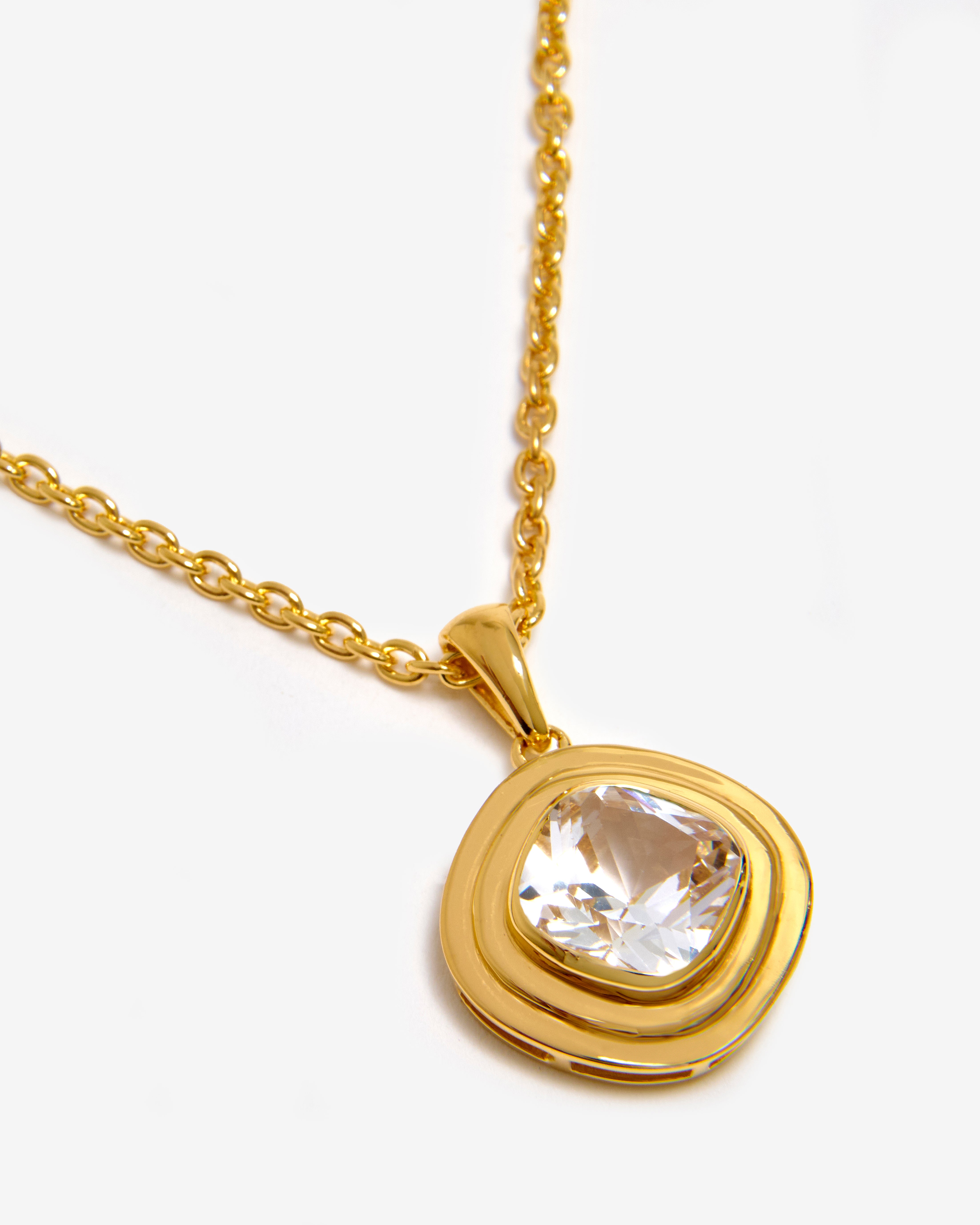 WHITE SAPPHIRE TOPAZ SQUOVAL DIAMOND RIDGE NECKLACE