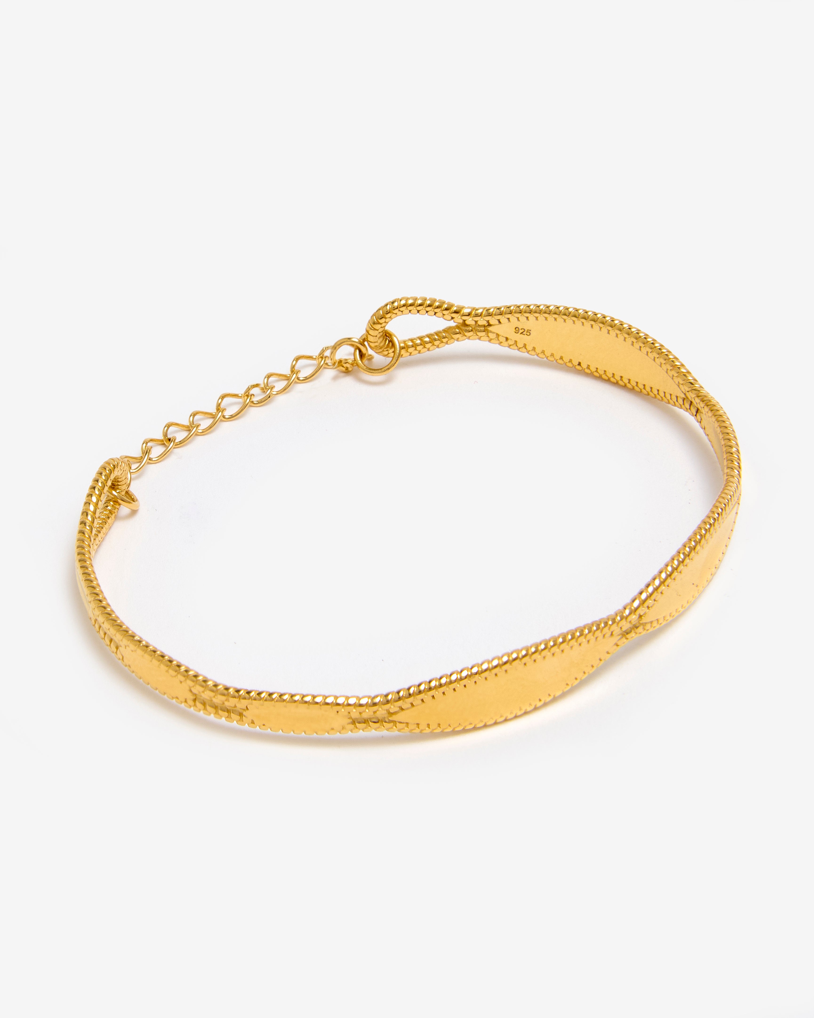 GOLD RIDGED BRACELET