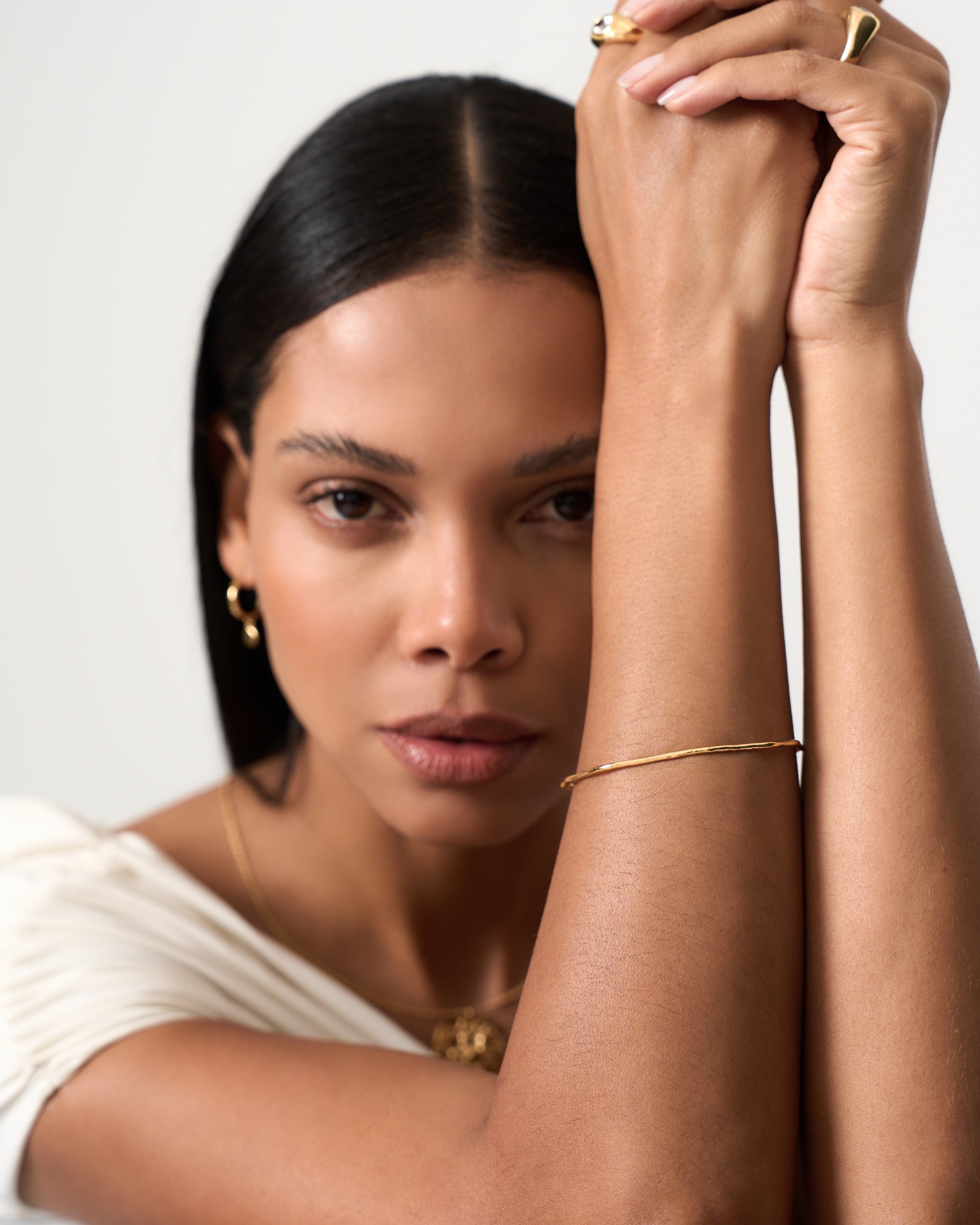 GOLD HAMMERED BANGLE