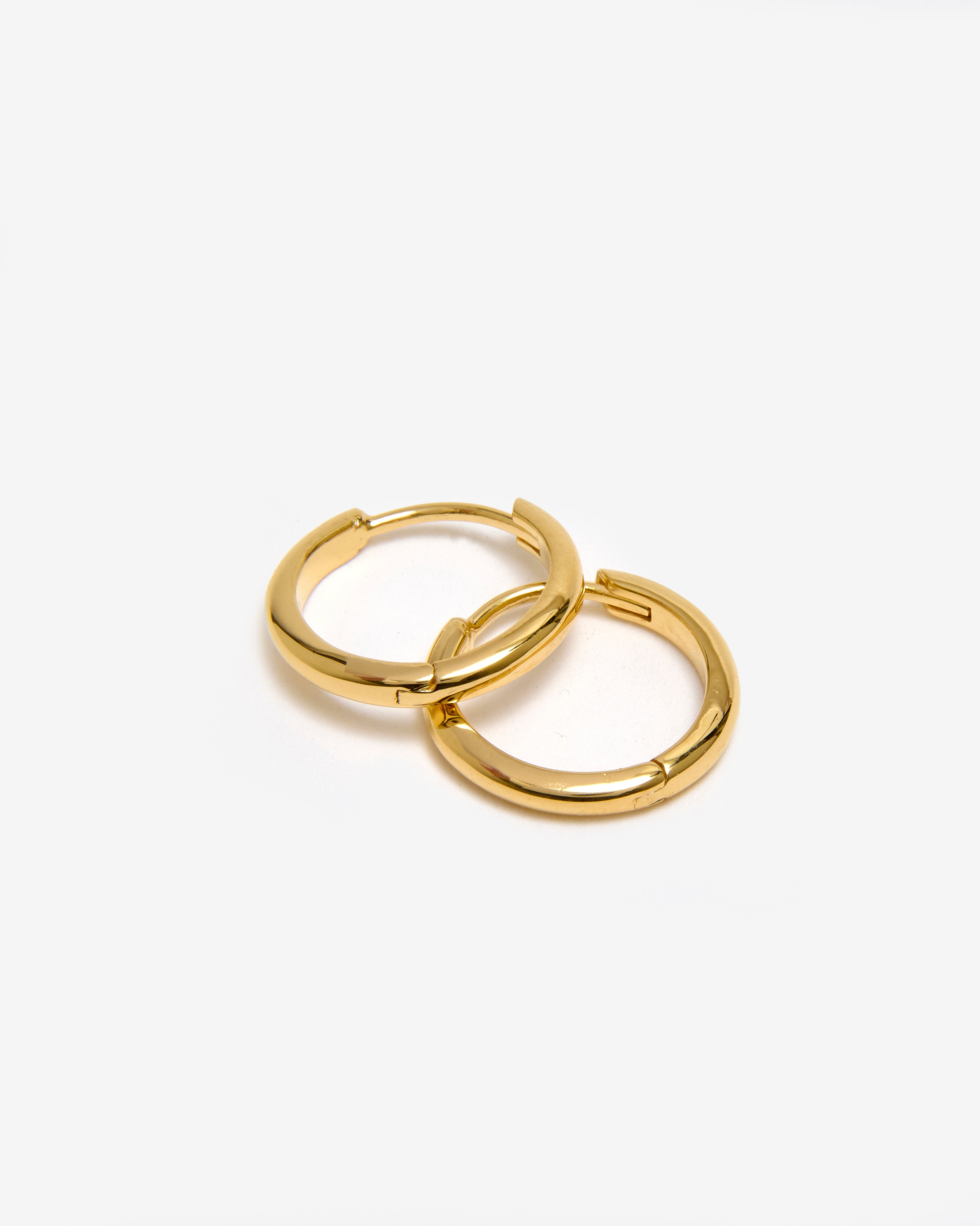 GOLD CLASSIC HOOP EARRINGS - SMALL