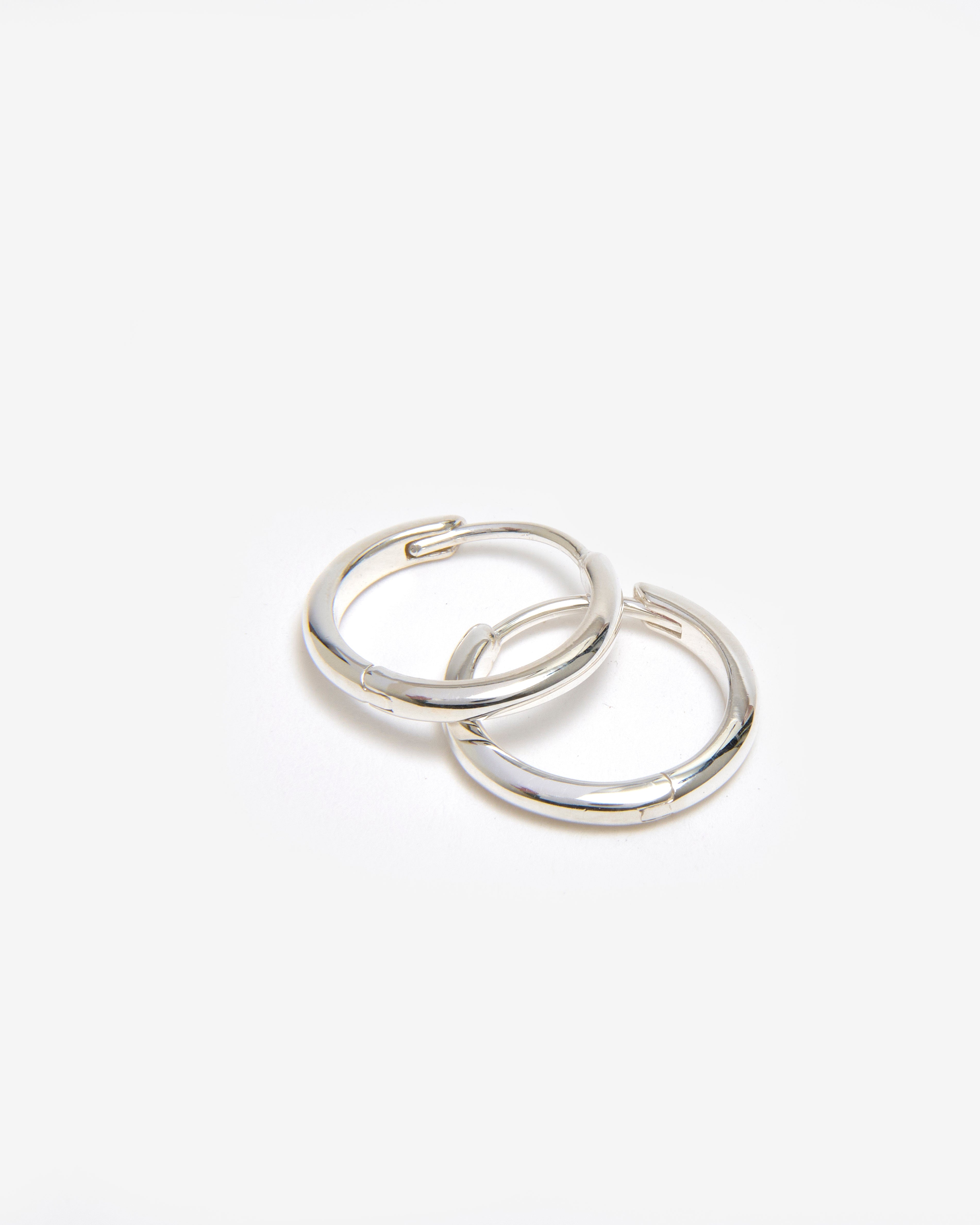 SILVER CLASSIC HOOP EARRINGS - SMALL