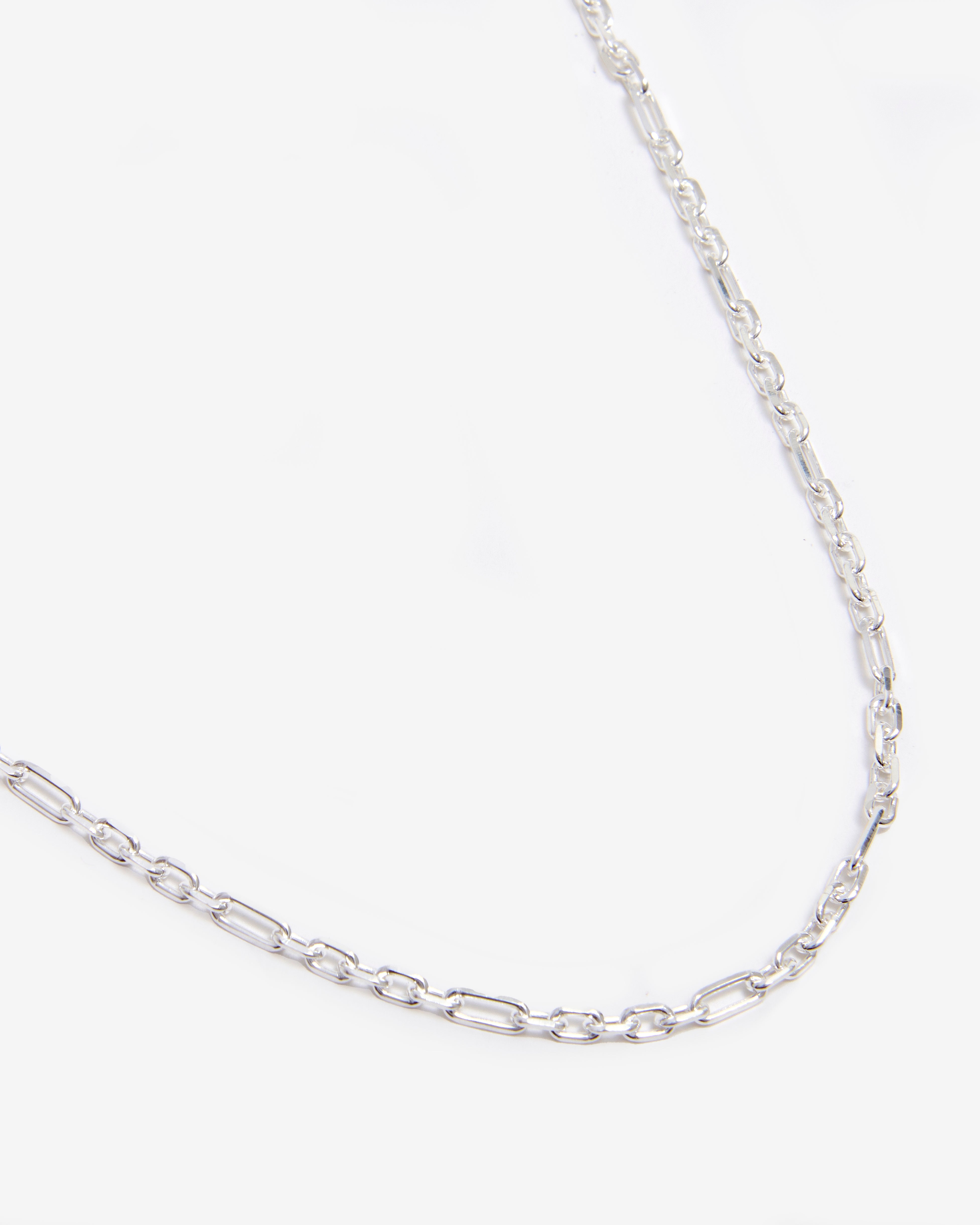 SILVER MIXED CHAIN NECKLACE