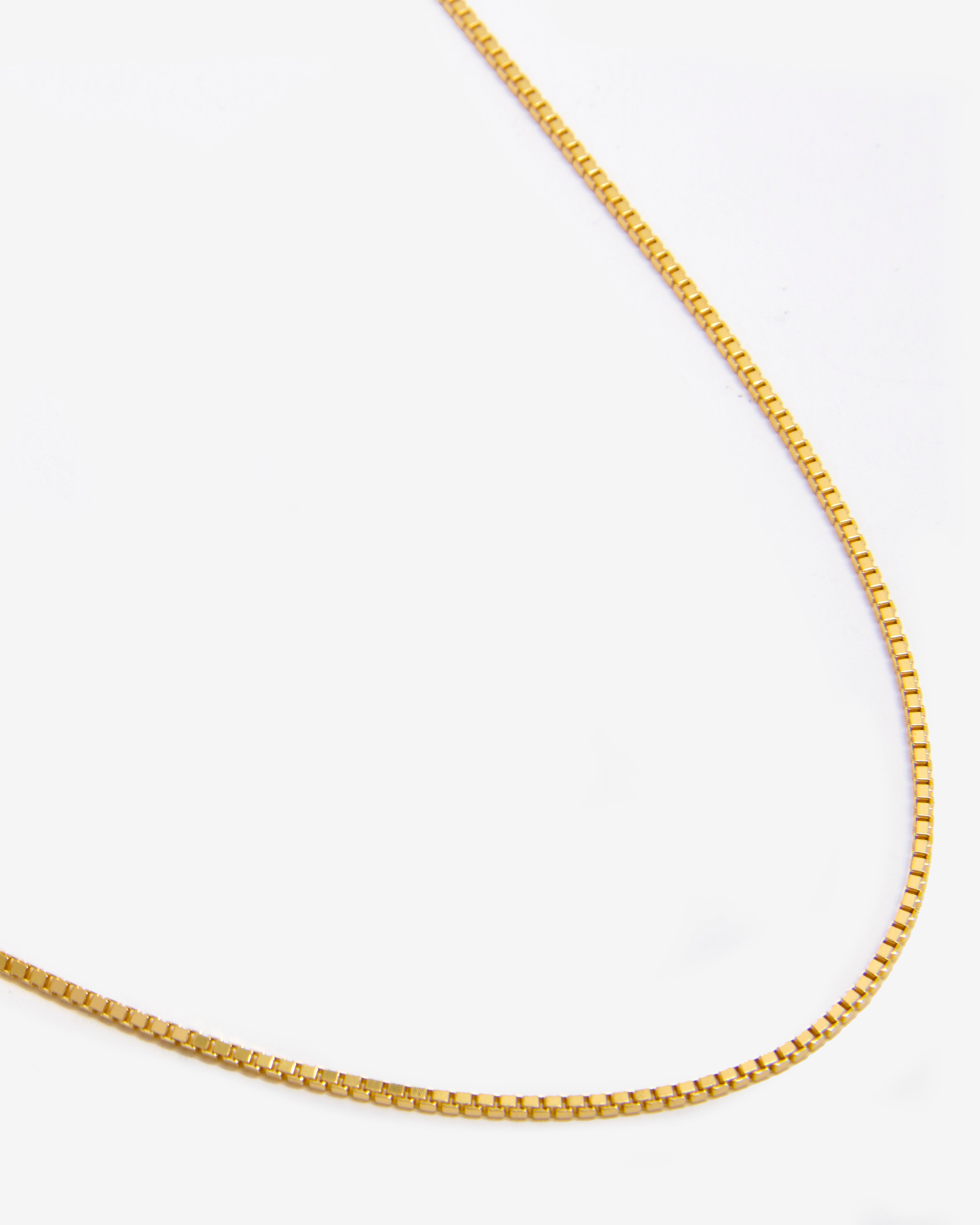 GOLD FLAT LINK CHAIN NECKLACE