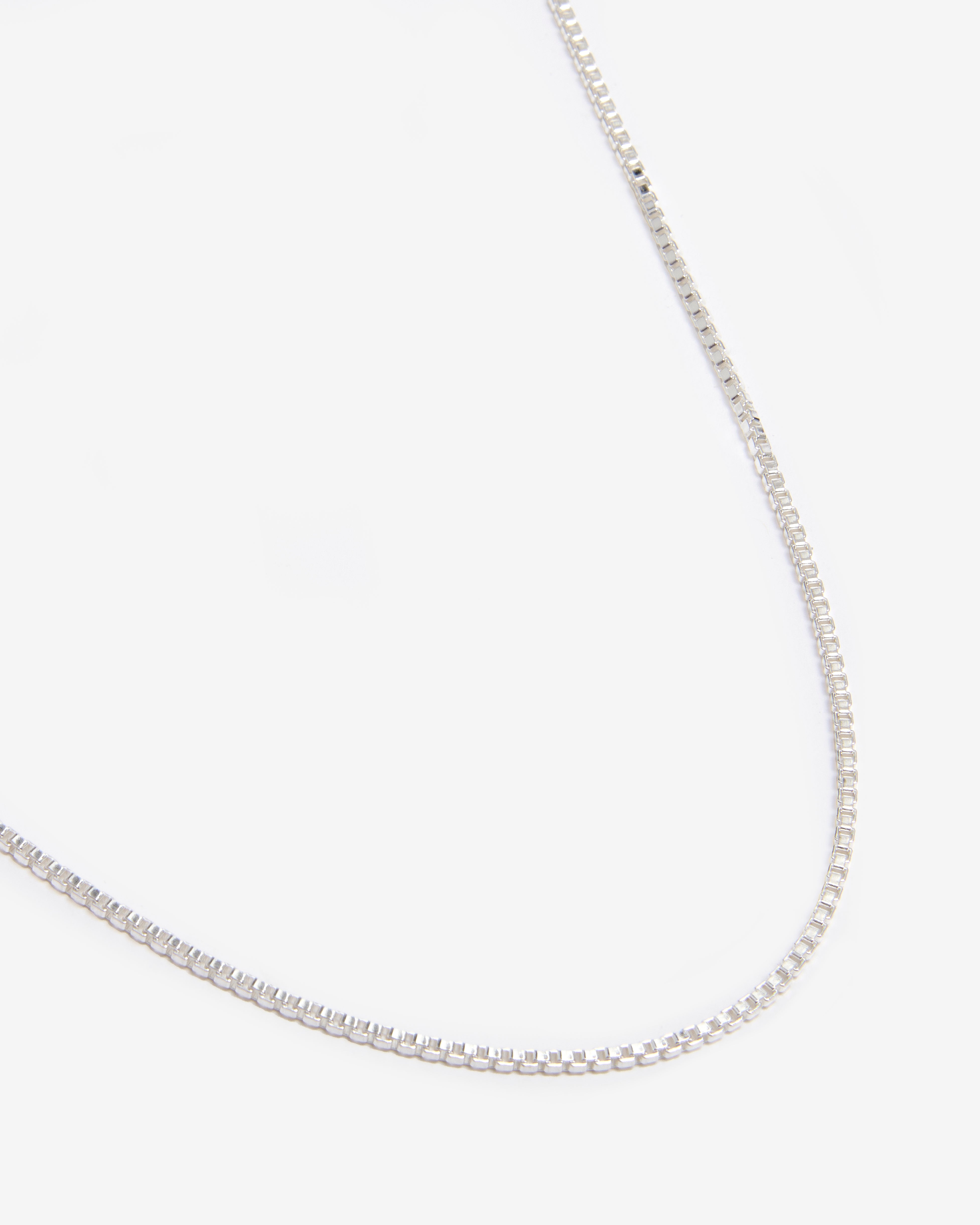 SILVER HINGE LINK CHAIN NECKLACE